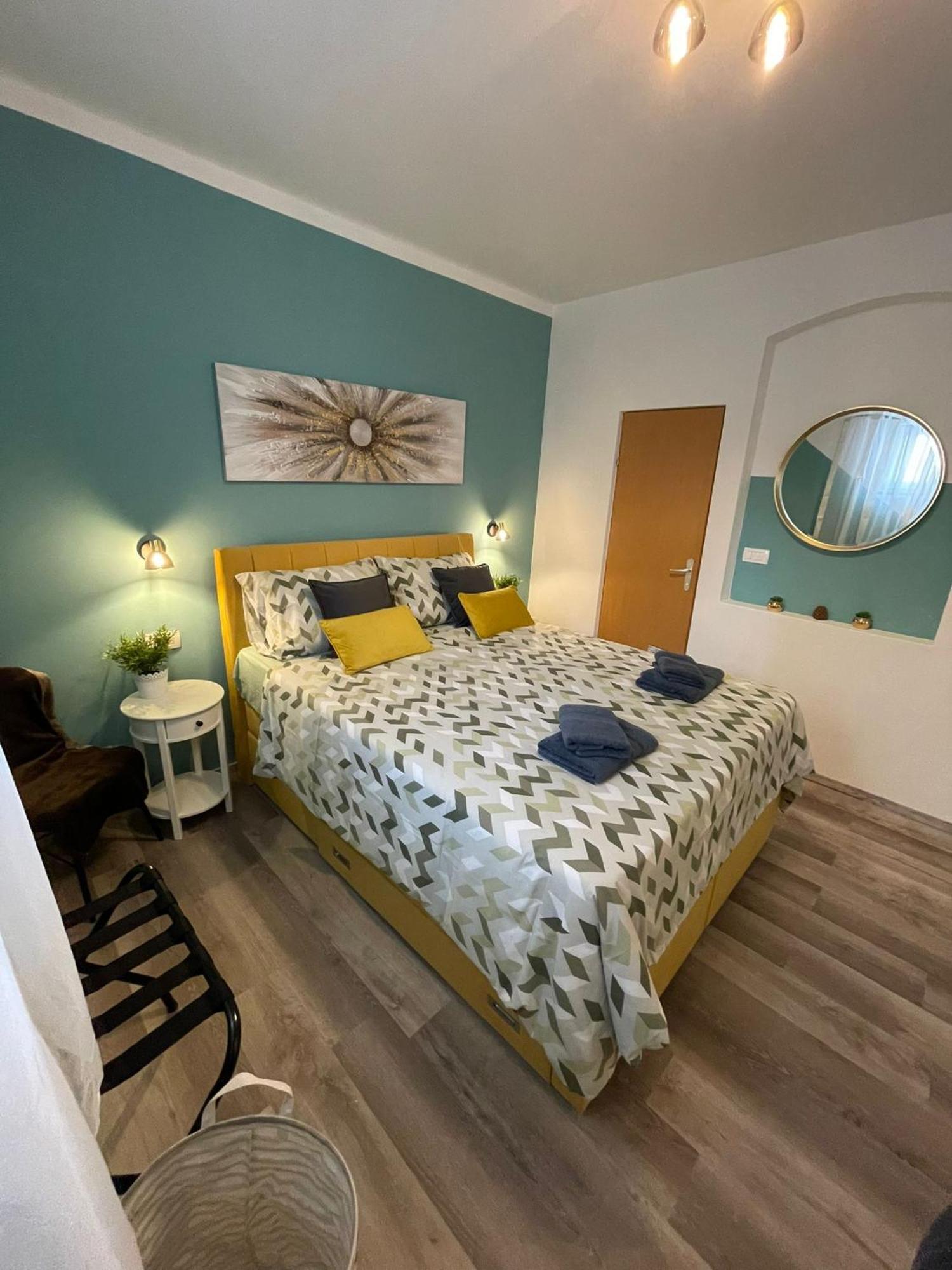 Eli Apartament